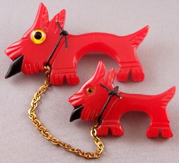 BP205 red bakelite scottie chatelaine pin